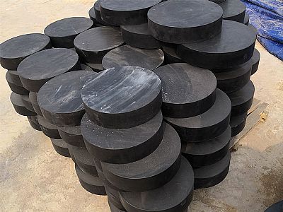 惠安县板式橡胶支座由若干层橡胶片与薄钢板经加压硫化
